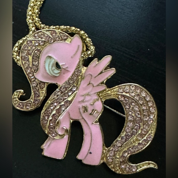 🩷 NWT! Pink Pegasus Necklace & Brooch - Picture 2 of 9